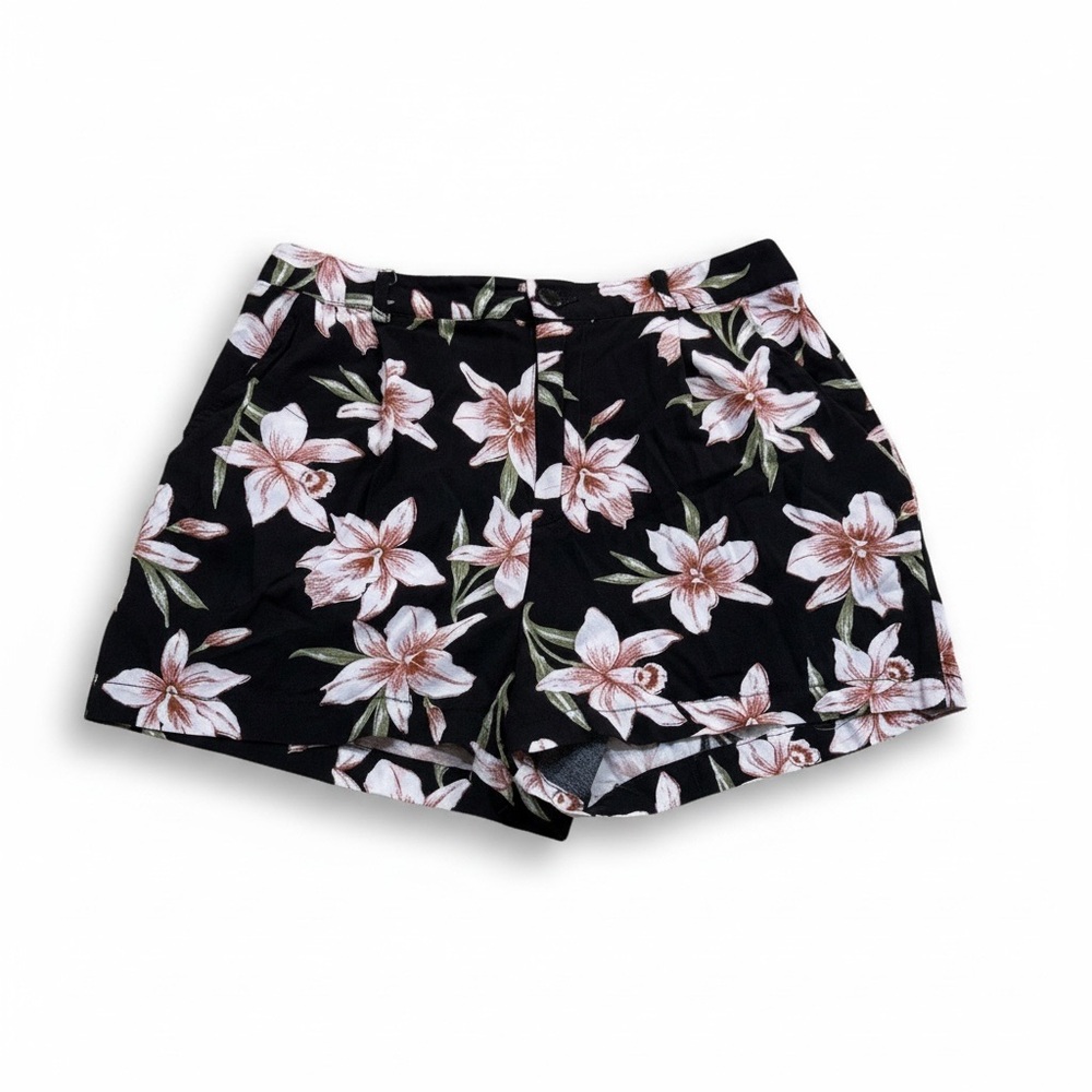 Forever 21  Women’s floral shorts black/pink Size Small